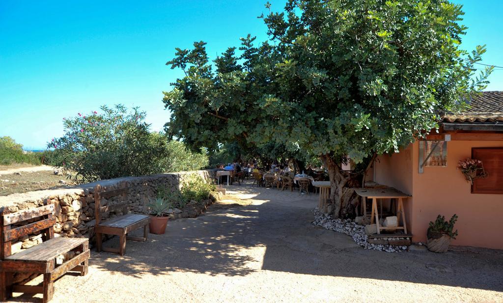 ホテルAgriturismo Calamosche ノート エクステリア 写真